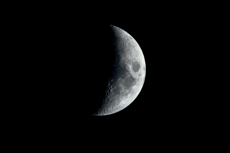 Moon on Apr 24th 2015.jpg