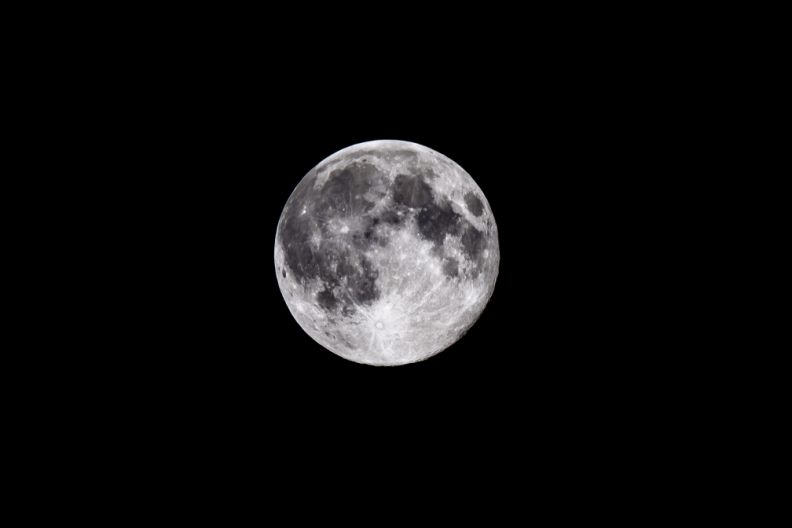 Moon on Aug 11th 2014.png